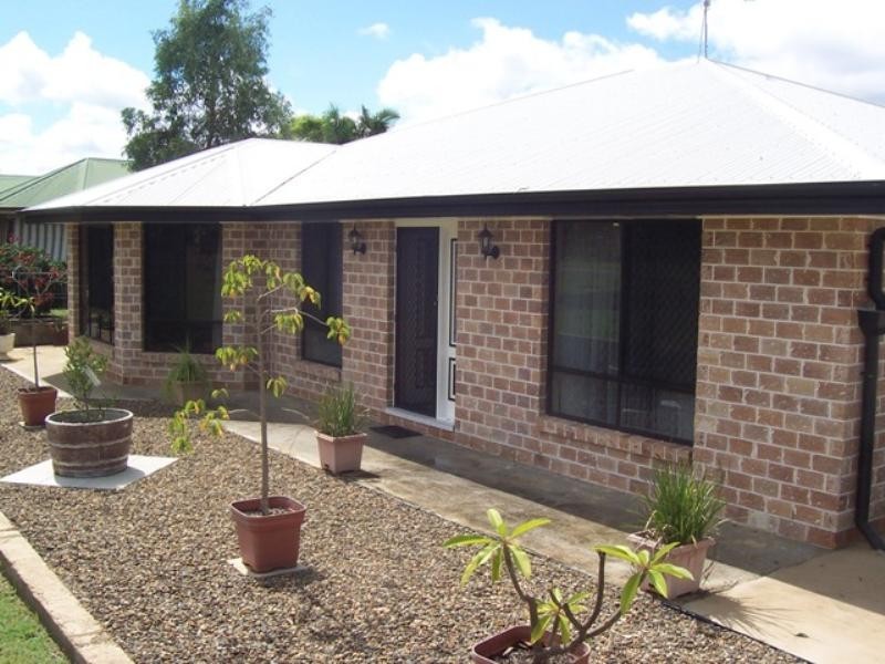 13 Rutherford Road, Withcott QLD 4352