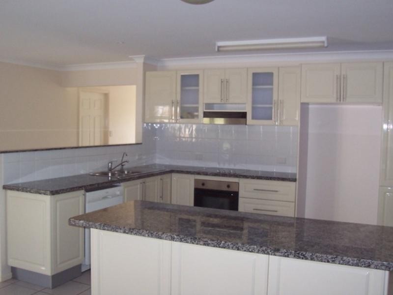 13 Rutherford Road, Withcott QLD 4352