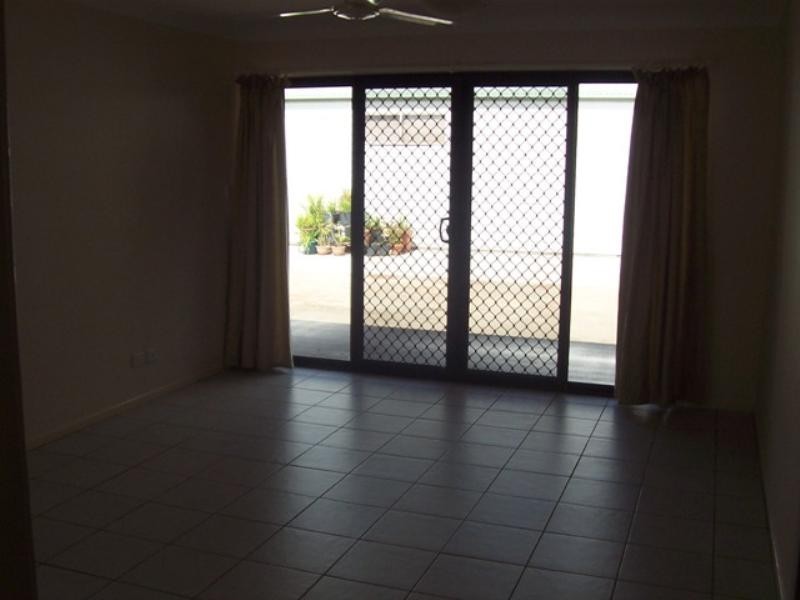 13 Rutherford Road, Withcott QLD 4352