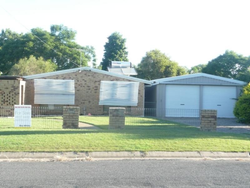33 School Street, Helidon QLD 4344