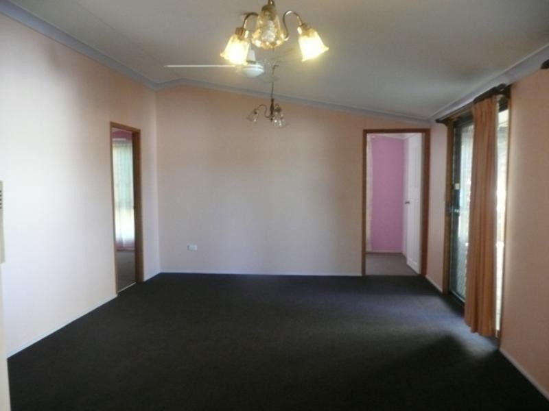 33 School Street, Helidon QLD 4344