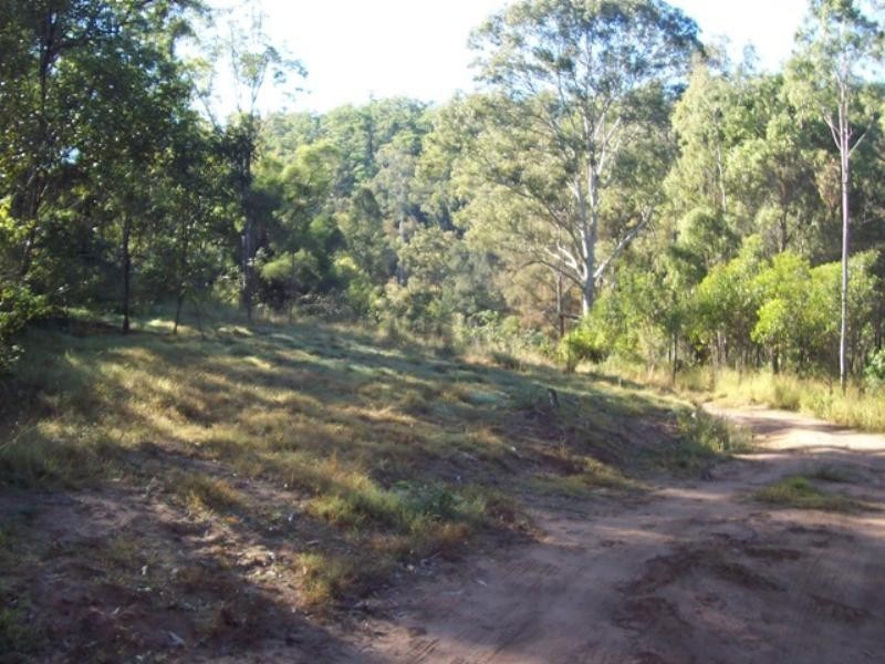 0 Thomas, Withcott QLD 4352