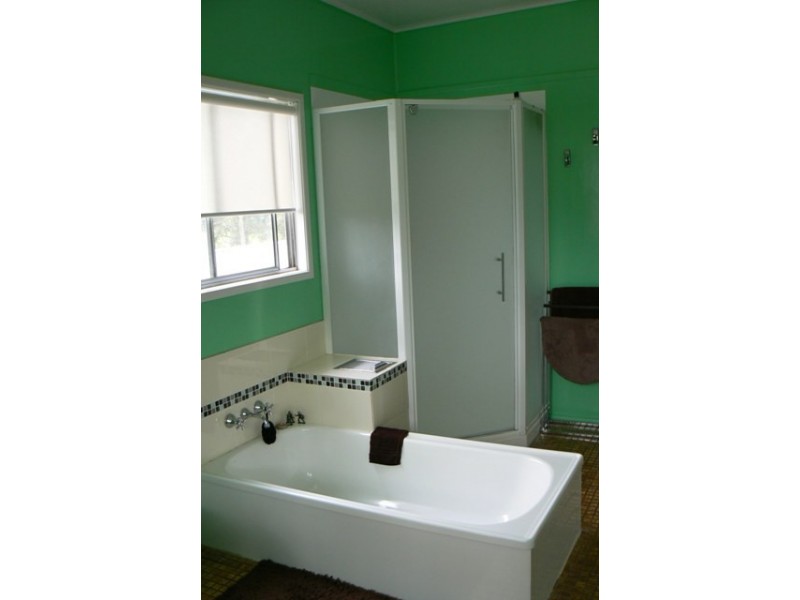 60 Flagstone Creek Road, Helidon QLD 4344