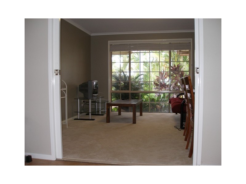 6 Shorelands Drive, Withcott QLD 4352