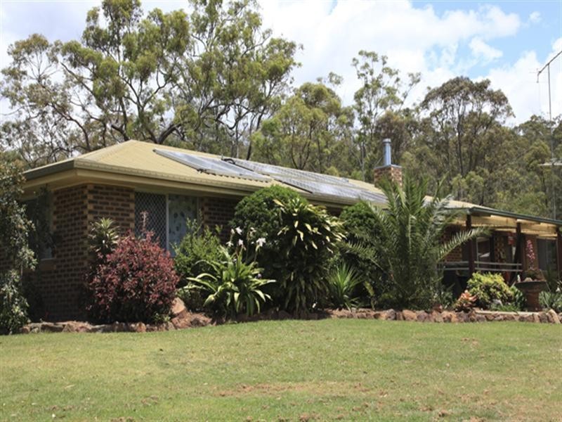 105 Sutcliffes Road, Flagstone Creek QLD 4344