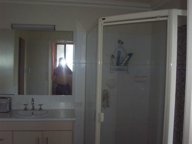 6 Kimdonn, Withcott QLD 4352