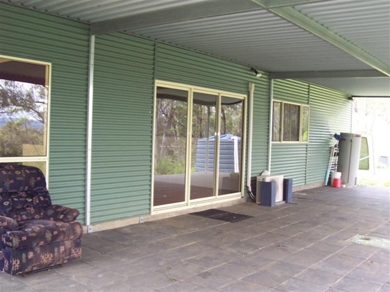 48 Berghofer, Withcott QLD 4352