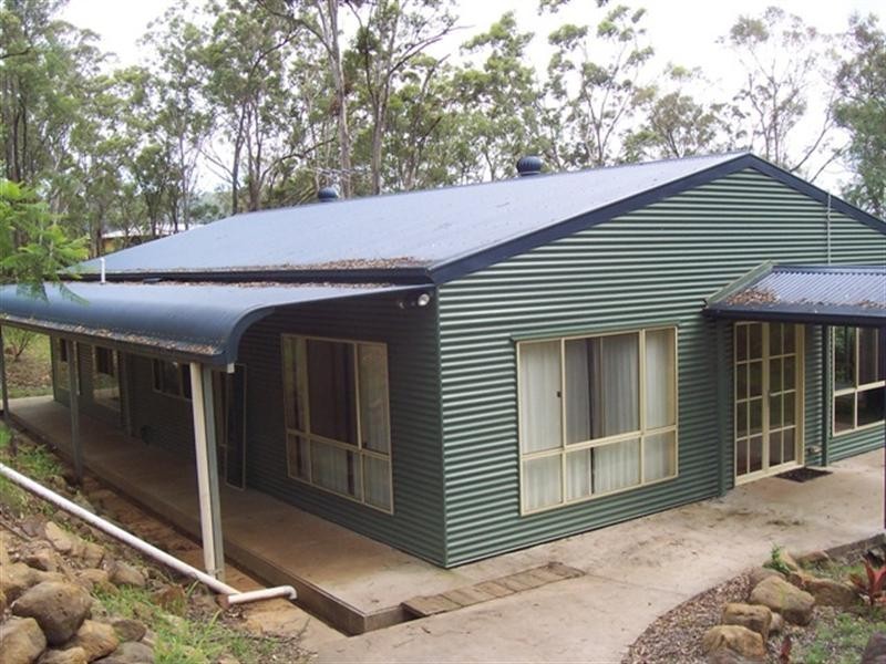 48 Berghofer, Withcott QLD 4352