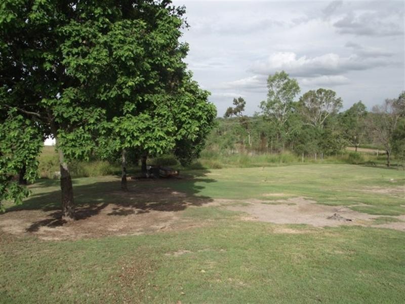 2 Kate Court, Withcott QLD 4352