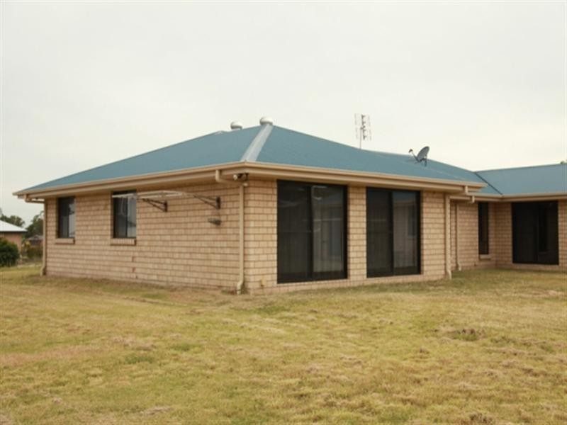 66 Parkridge, Withcott QLD 4352