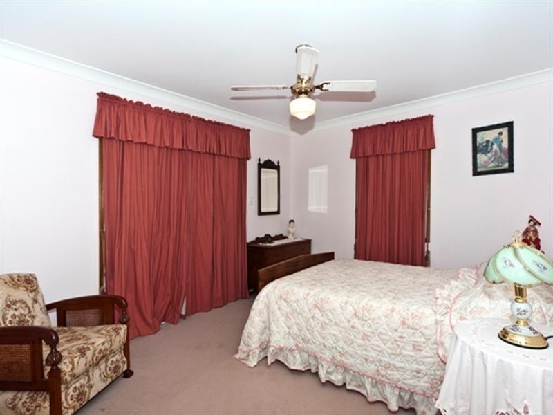 2 Vista Court, Withcott QLD 4352