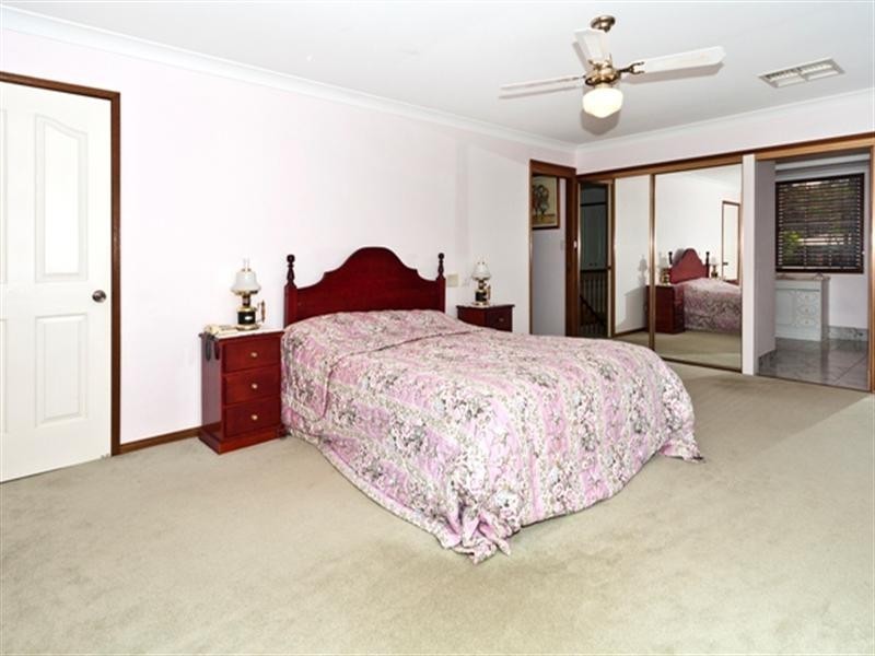 2 Vista Court, Withcott QLD 4352