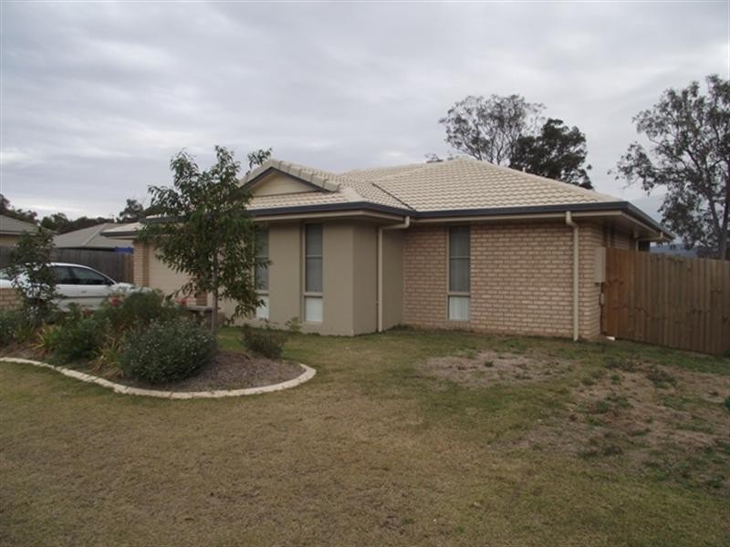 3 Carley, Helidon QLD 4344