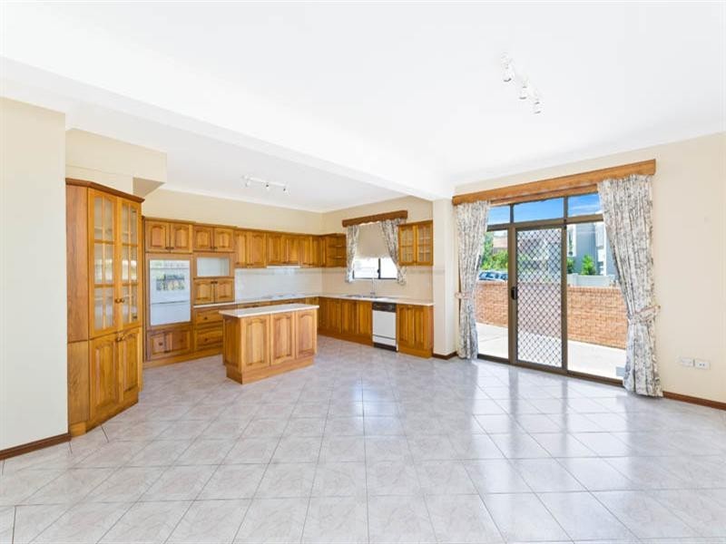 2 Ellis Street, Sylvania NSW 2224