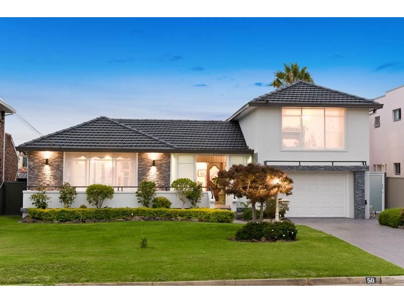 50 Macintyre Crescent, Sylvania Waters NSW 2224