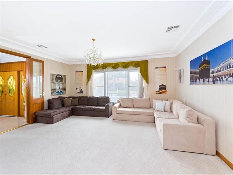 50 Macintyre Crescent, Sylvania Waters NSW 2224