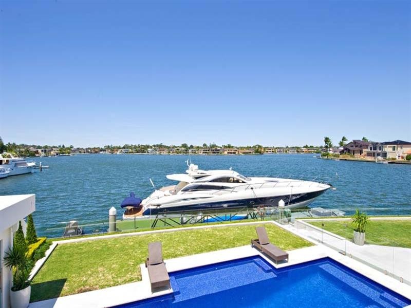 14 Castlereagh Crescent, Sylvania Waters NSW 2224