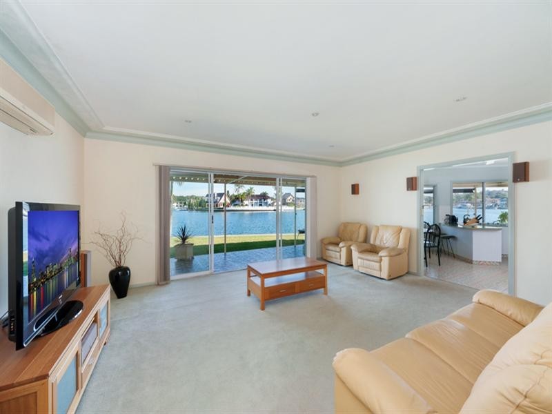 35 Barcoo Island, Sylvania Waters NSW 2224