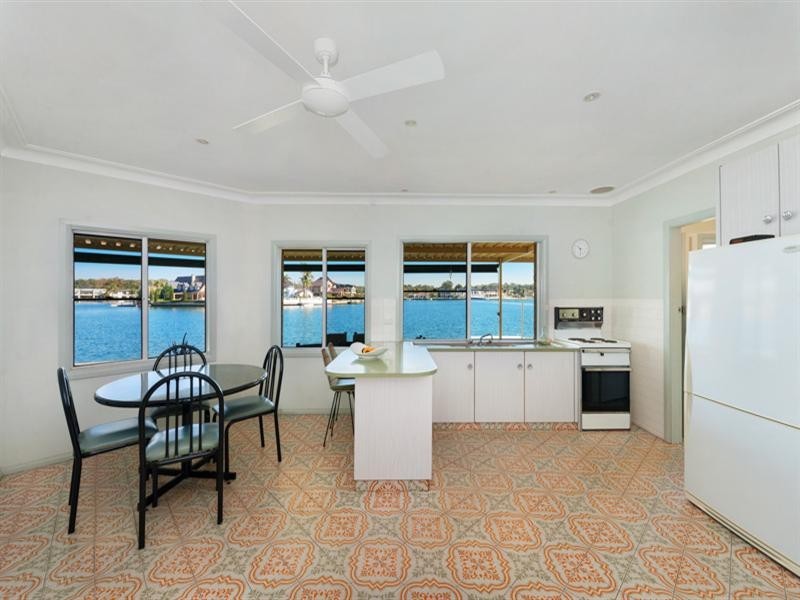 35 Barcoo Island, Sylvania Waters NSW 2224