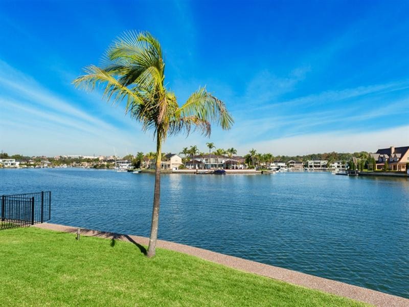 35 Barcoo Island, Sylvania Waters NSW 2224