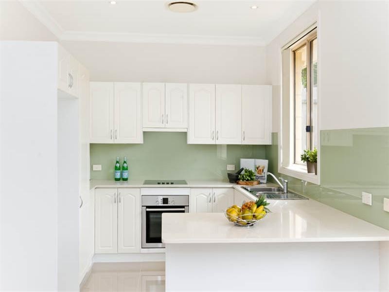 3 Canberra Road, Sylvania NSW 2224