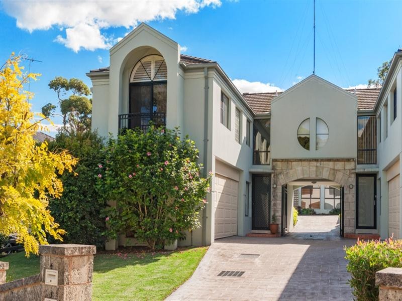 2/17 Canberra Road, Sylvania NSW 2224