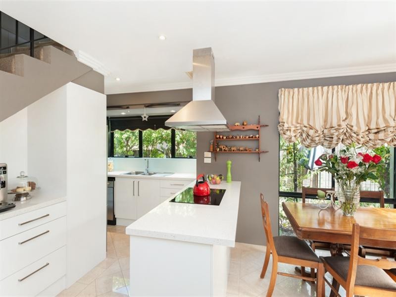 2/17 Canberra Road, Sylvania NSW 2224