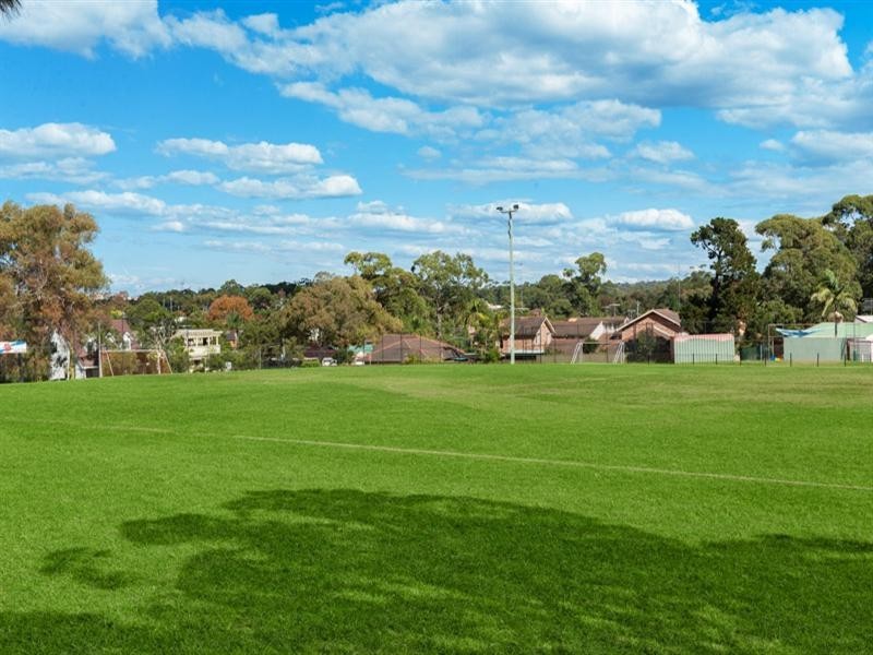 2/17 Canberra Road, Sylvania NSW 2224