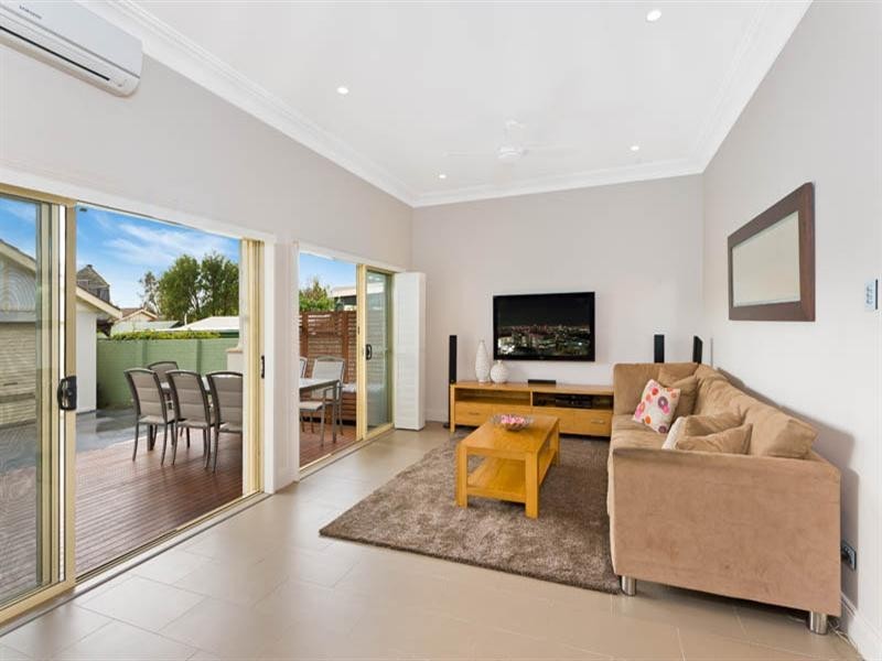 15 Jellicoe Street, Concord NSW 2137