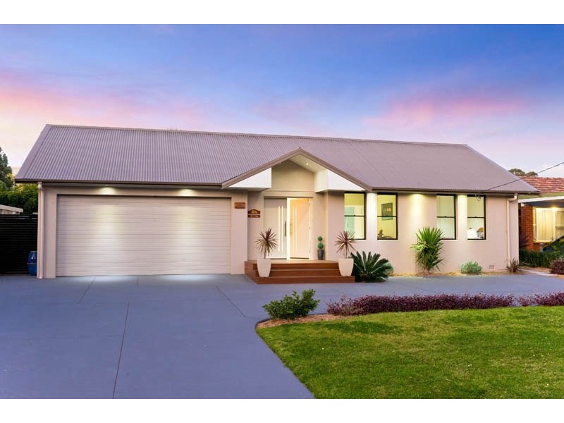24 Shoalhaven Road, Sylvania Waters NSW 2224