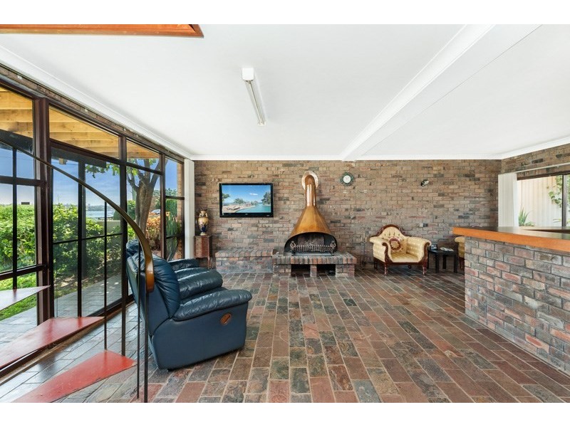 50 Holt Road, Taren Point NSW 2229