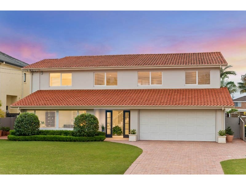 39 Hawkesbury Esplanade, Sylvania Waters NSW 2224