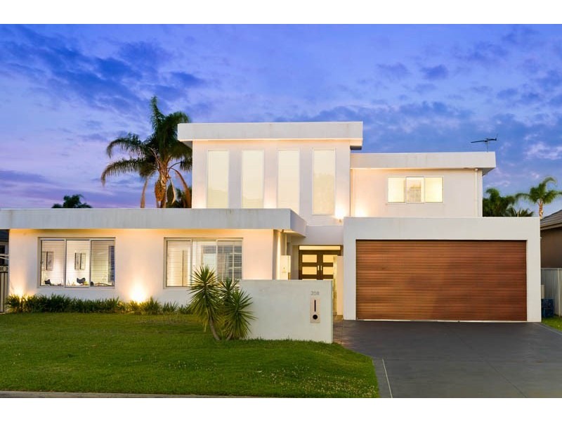 208 Belgrave Esplanade, Sylvania Waters NSW 2224