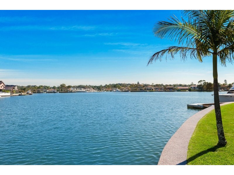 35 Barcoo Island, Sylvania Waters NSW 2224