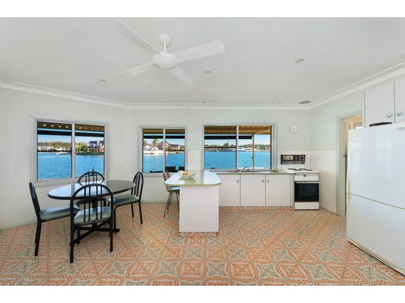 35 Barcoo Island, Sylvania Waters NSW 2224