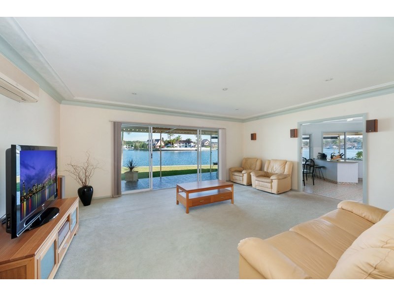 35 Barcoo Island, Sylvania Waters NSW 2224