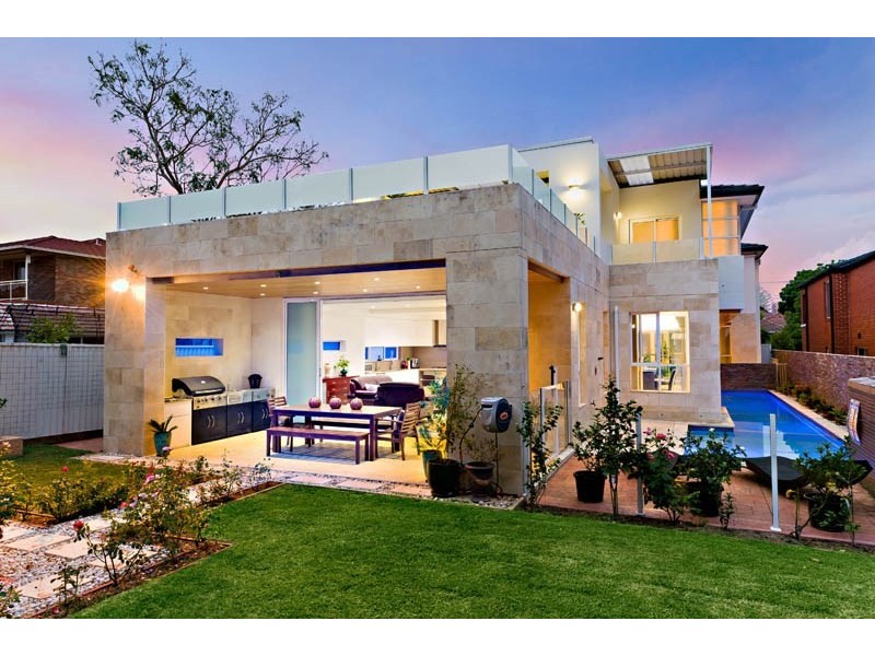 6 Taunton Street, Blakehurst NSW 2221