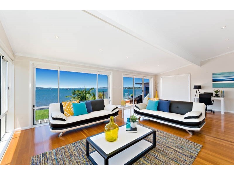 22 Woodlands Road, Taren Point NSW 2229