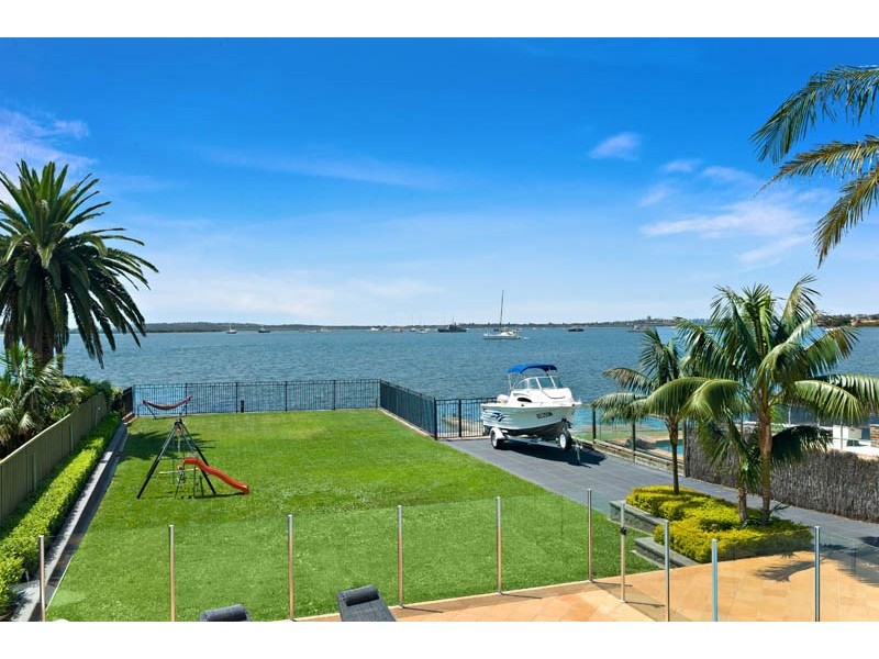 22 Woodlands Road, Taren Point NSW 2229