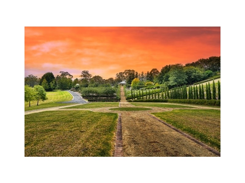 1147 Old Hume Highway, Alpine NSW 2575