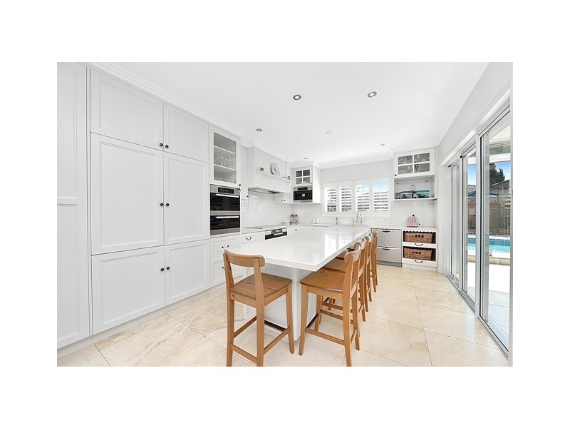 11 Cordeaux Crescent, Sylvania Waters NSW 2224