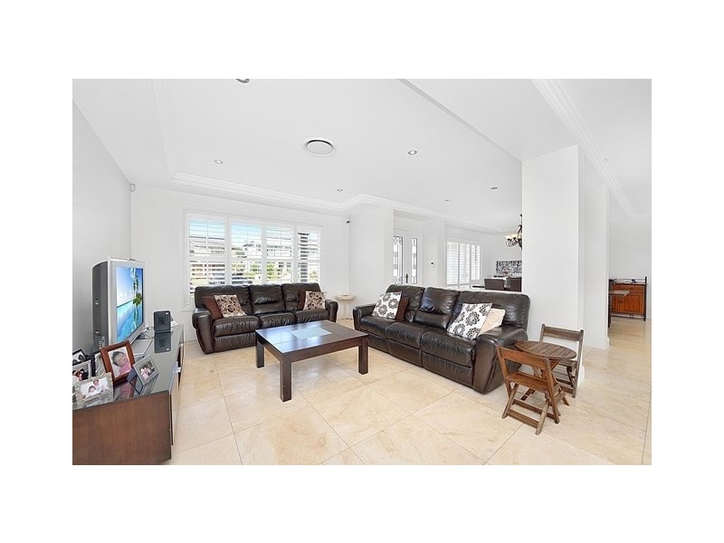 11 Cordeaux Crescent, Sylvania Waters NSW 2224