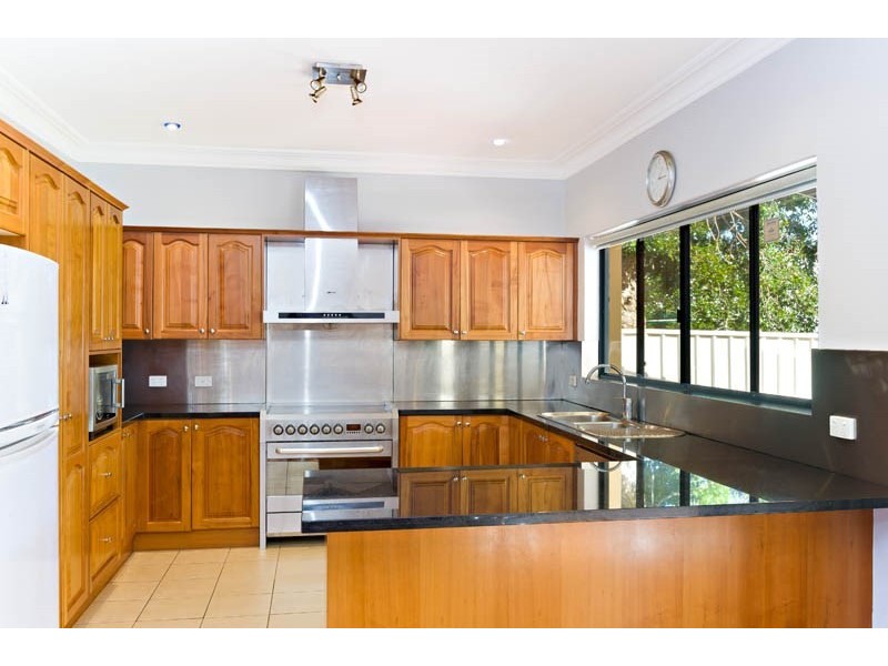 2 Carruthers Drive, Dolls Point NSW 2219