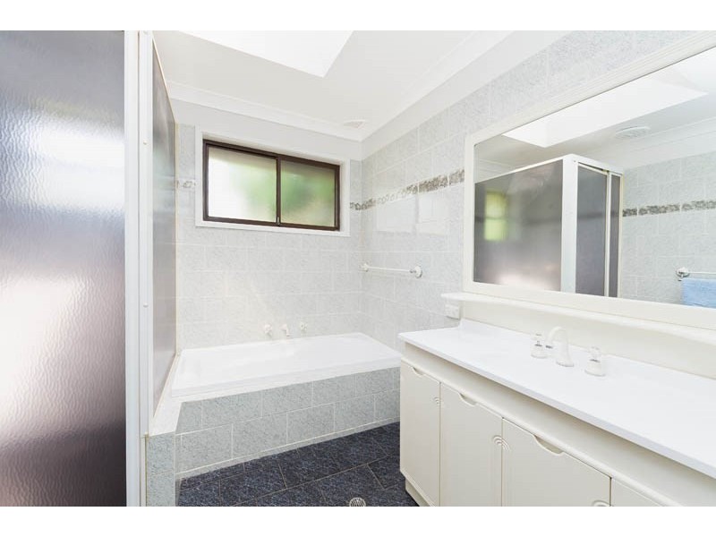 2 Burnett Place, Sylvania Waters NSW 2224