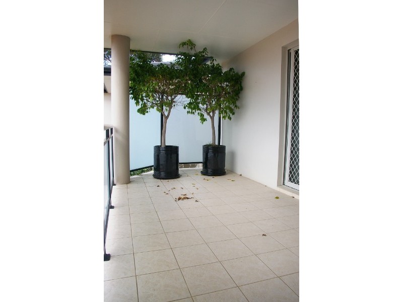 2/70 Holt Road, Taren Point NSW 2229