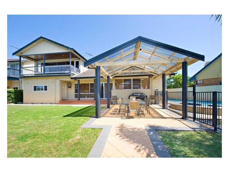 6 Clarence Crescent, Sylvania Waters NSW 2224