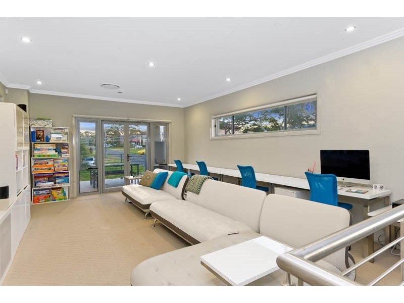 11 Harley Street, Sylvania NSW 2224