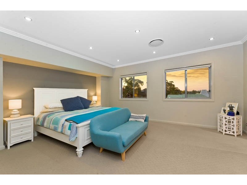 11 Harley Street, Sylvania NSW 2224