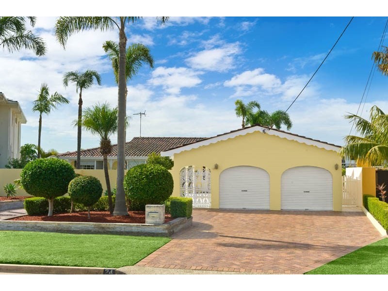 24 Roper Crescent, Sylvania Waters NSW 2224