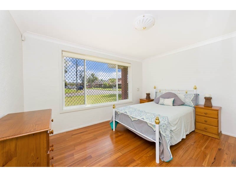 18 Wollondilly Place, Sylvania Waters NSW 2224